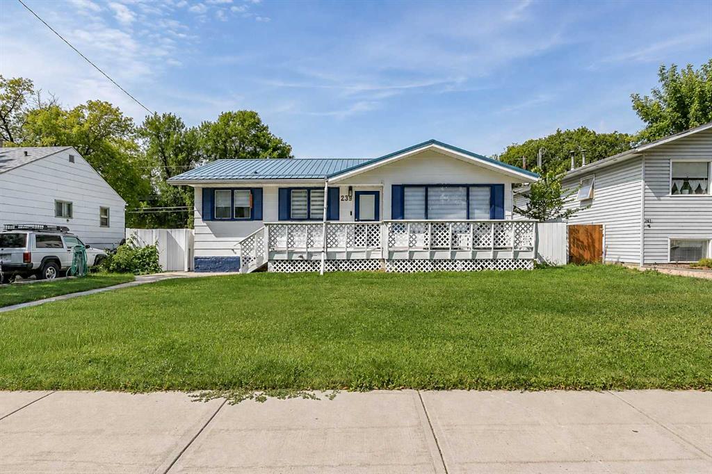 Second View of 239 2 Street E, Downtown, Brooks, Alberta, T1R 0G8