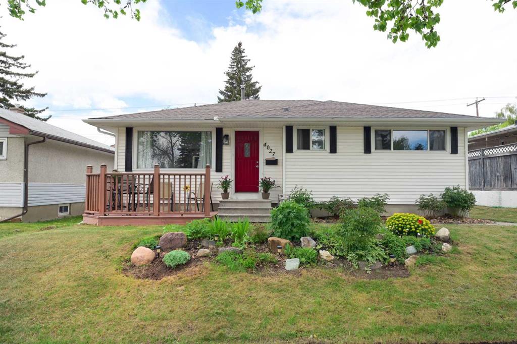 Second View of 4027 19 Street NW, Charleswood, Calgary, Alberta, T2L 2B7