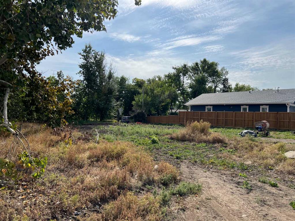 Third View of 4916 48 Street , Downtown East, Stettler, Alberta, T0C 2L0