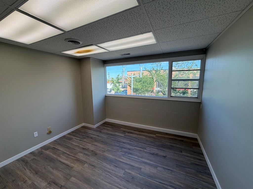 Fifth View of 200, 10009 101 Avenue , Central Business District, Grande Prairie, Alberta, T8V 0Y1