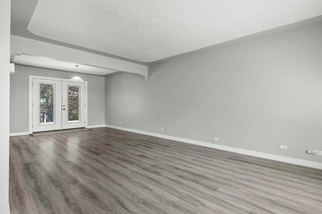 Third View of 1615 22A Street NW, Hounsfield Heights/Briar Hill, Calgary, Alberta, T2N 2N8