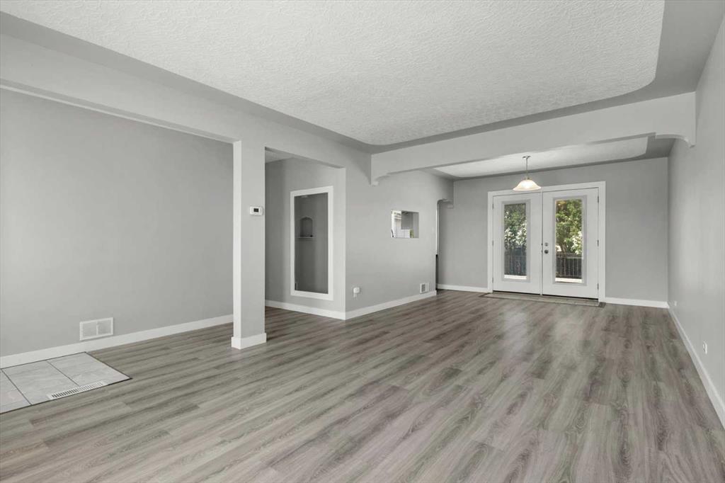 Fourth View of 1615 22A Street NW, Hounsfield Heights/Briar Hill, Calgary, Alberta, T2N 2N8