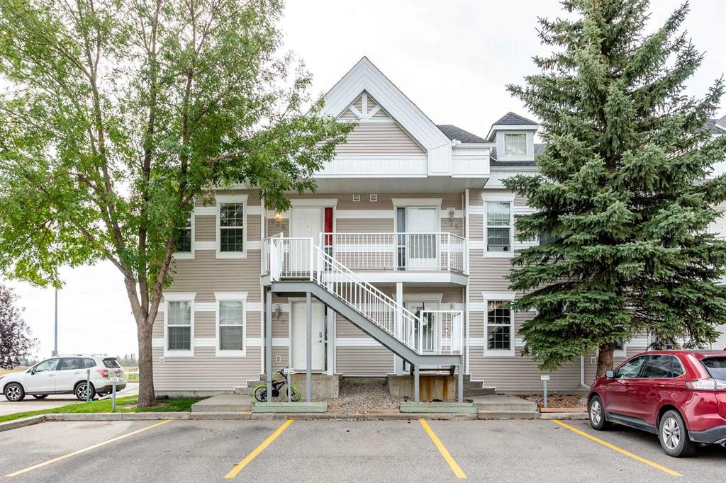 315, 103 Strathaven Drive , A2342074, Alberta,