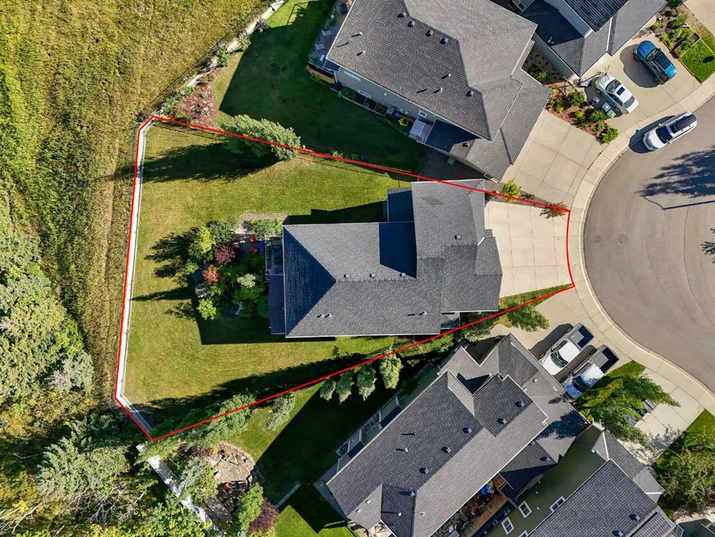 128 Ridge View Close , A2342102, Alberta,