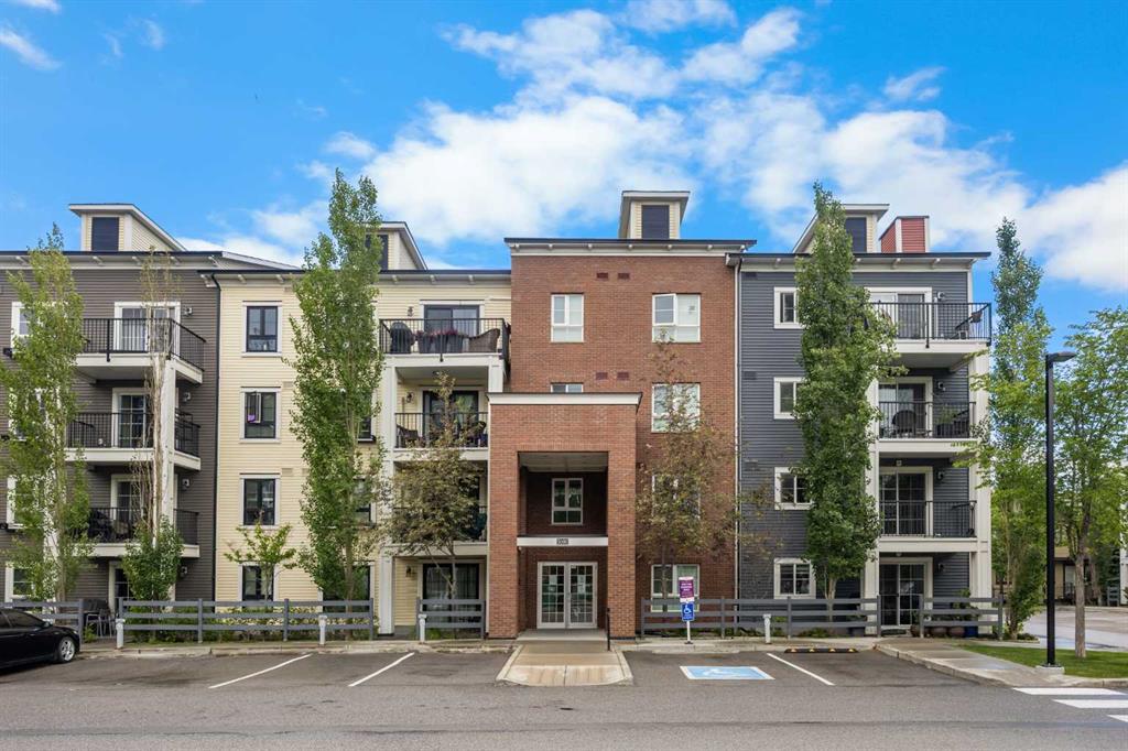 5209, 279 Copperpond Common SE, A2342142, Alberta,