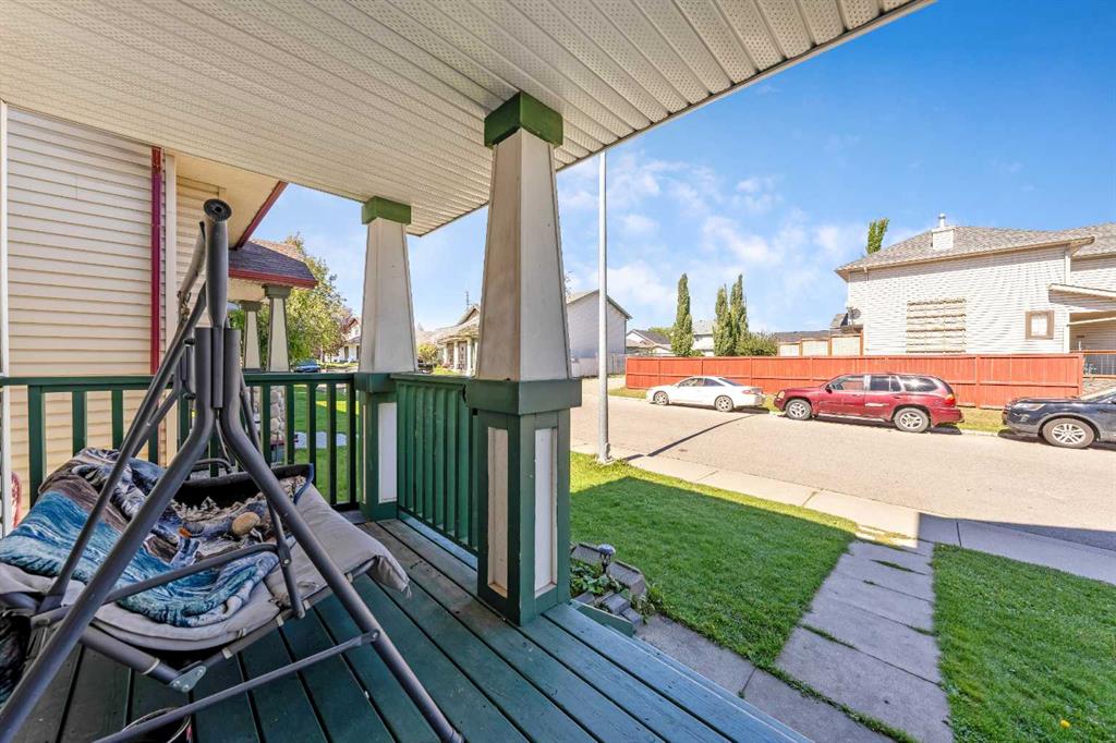 Fourth View of 184 Erin Meadow Way SE, Erin Woods, Calgary, Alberta, T2B 3P6