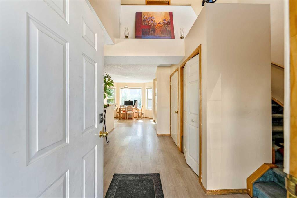 Fifth View of 184 Erin Meadow Way SE, Erin Woods, Calgary, Alberta, T2B 3P6