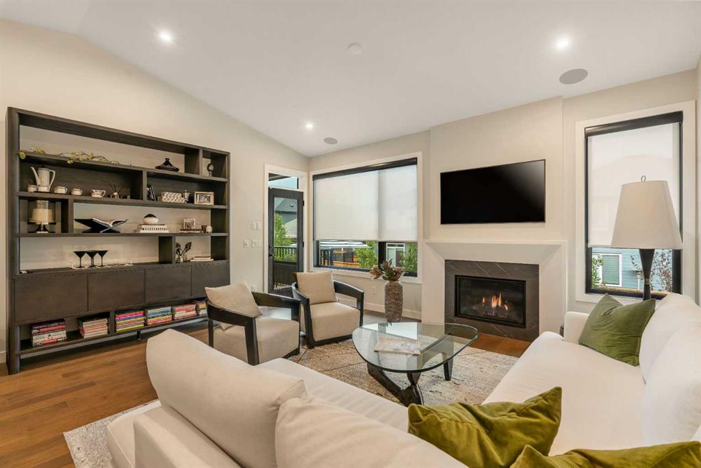 Fourth View of 648 Shawnee Terrace SW, Shawnee Slopes, Calgary, Alberta, T2Y 0T5