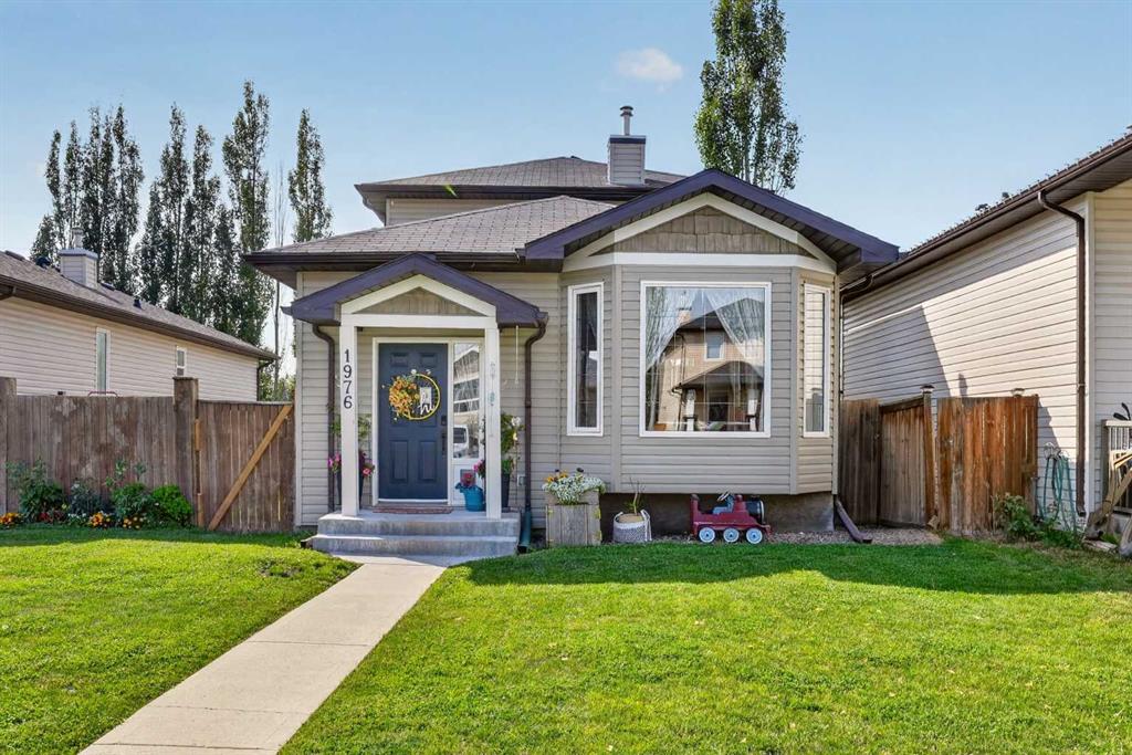 1976 Parkside Close , A2342240, Alberta,
