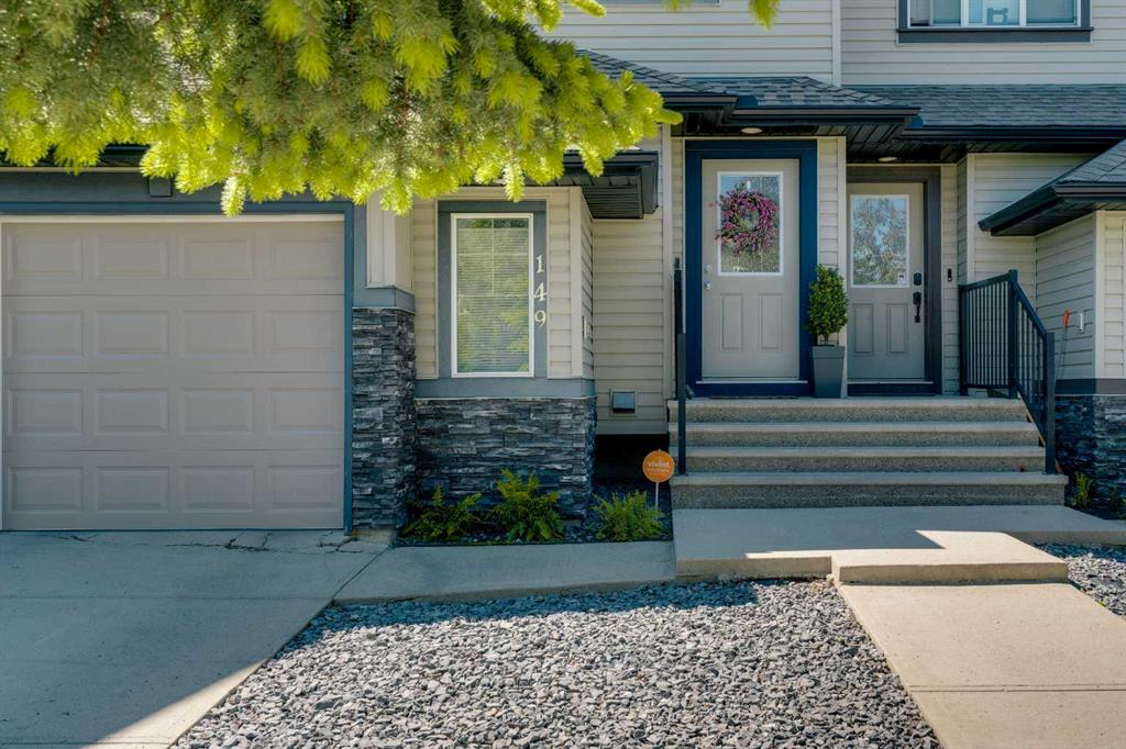 Fifth View of 149 Luxstone Way SW, Luxstone, Airdrie, Alberta, T4B 0H3