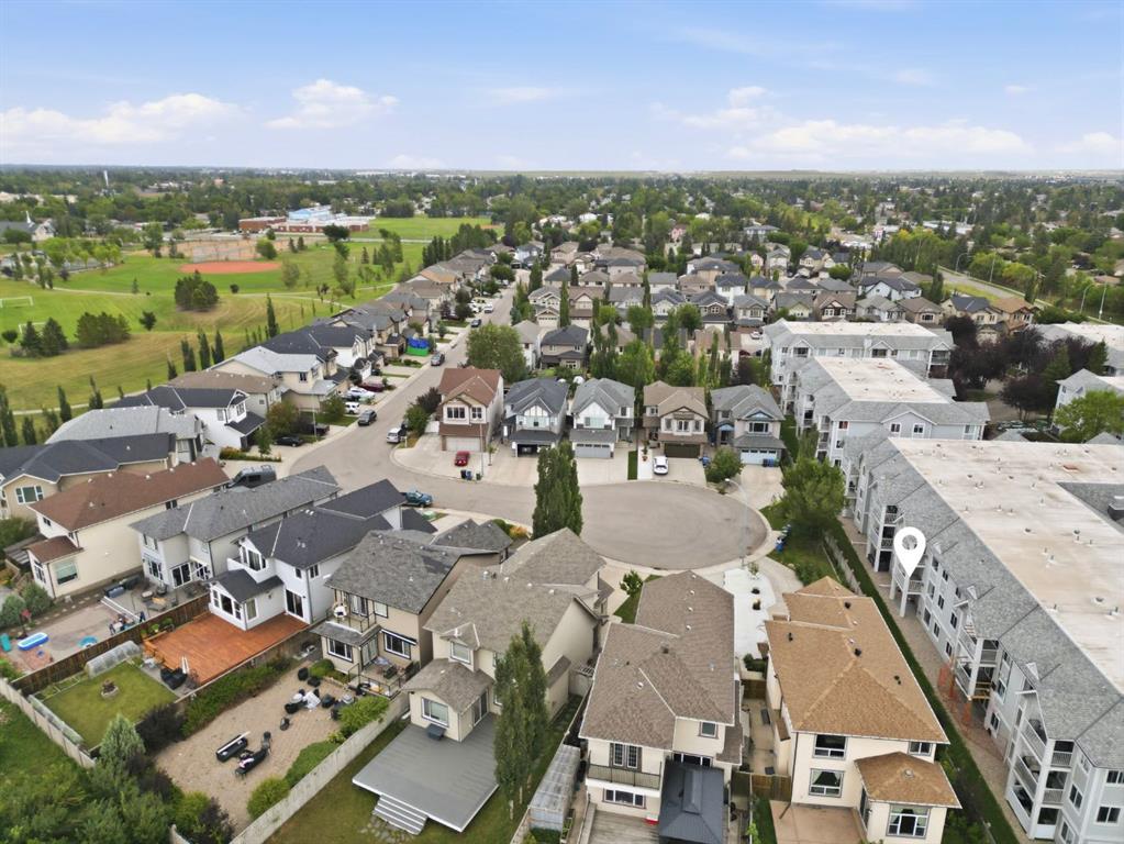 Second View of 208, 3208 Valleyview Park SE, Dover, Calgary, Alberta, T4B3R6