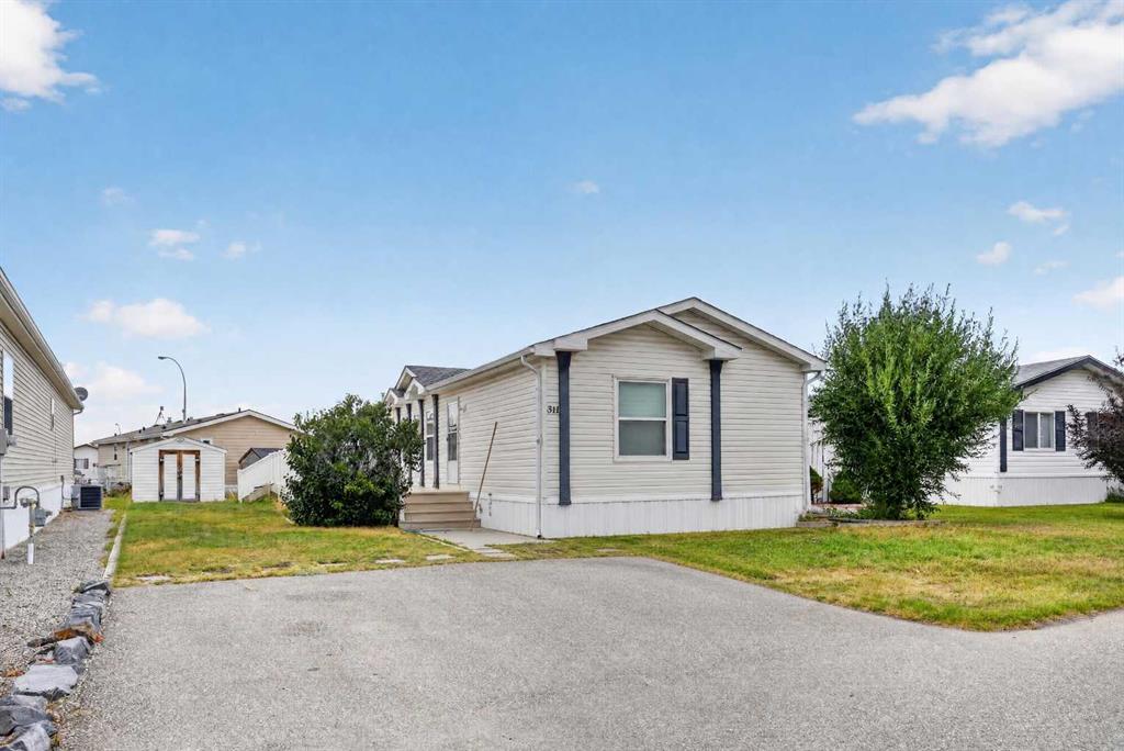 311 Rodeo Drive , A2342344, Alberta,