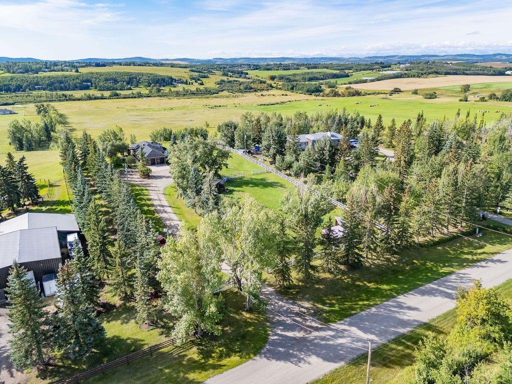 80031 186 Avenue W, A2342456, Alberta,