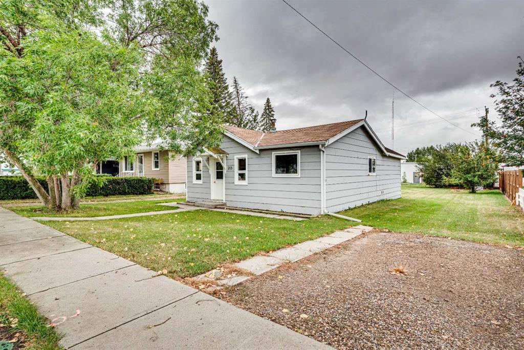 Third View of 215 2 Avenue NE, NONE, Three Hills, Alberta, T0M 2A0