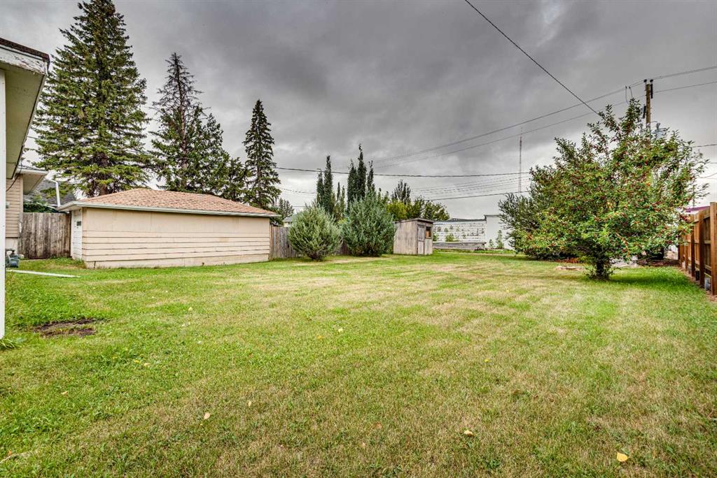 Fourth View of 215 2 Avenue NE, NONE, Three Hills, Alberta, T0M 2A0