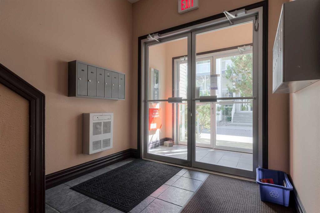 Third View of 213, 23 Chilcotin Lane W, Indian Battle Heights, Lethbridge, Alberta, T1K 7G8