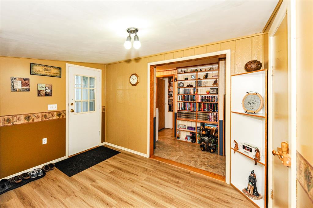 Fifth View of 117 Railway Avenue , Rosalind, Rosalind, Alberta, T0B3Y0