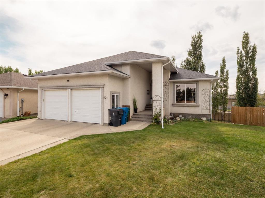 Third View of 521 Fairmont Boulevard S, Fairmont, Lethbridge, Alberta, T1K 7G3