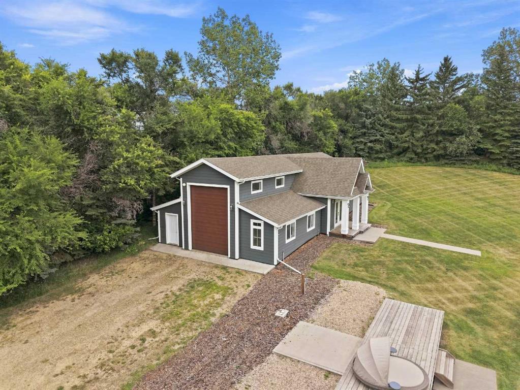 Fourth View of 14, 38349 Range Road 270  , Hawk Hills, Rural Red Deer County, Alberta, T4E 1A2