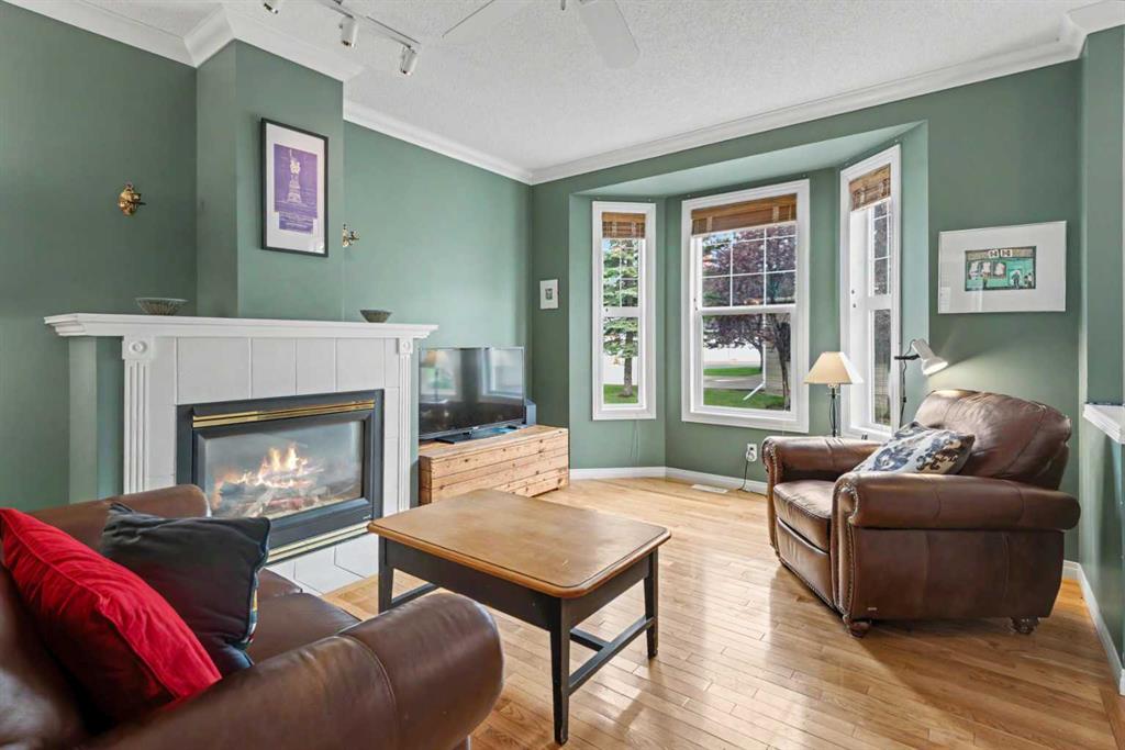 Fourth View of 46 Prestwick Gardens SE, McKenzie Towne, Calgary, Alberta, T2Z 3V3