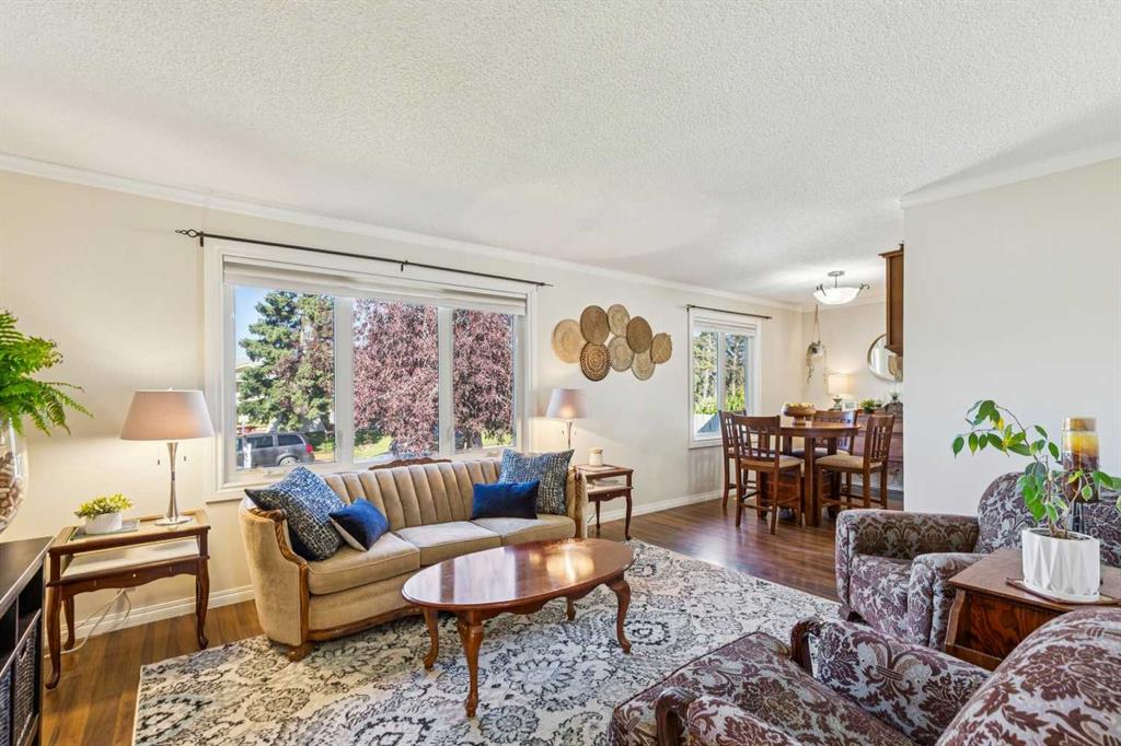 Fourth View of 144 Dovercliffe Way SE, Dover, Calgary, Alberta, T2B 1W7