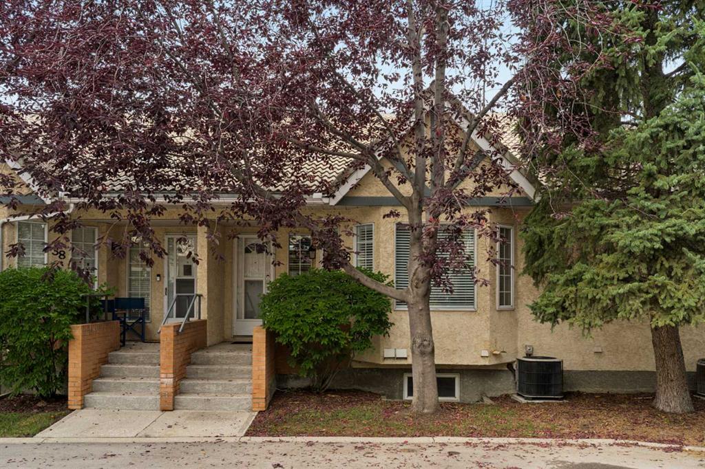 Second View of 36 Richelieu Court SW, Lincoln Park, Calgary, Alberta, T3E 7E9