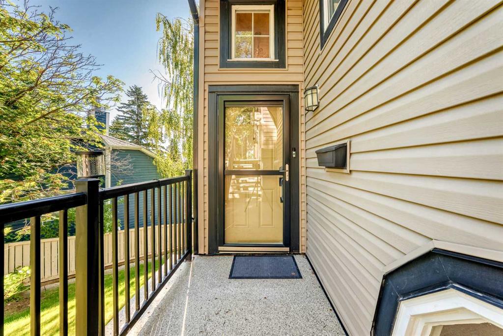 Third View of 25, 448 Strathcona Drive SW, Strathcona Park, Calgary, Alberta, T3H 1M3