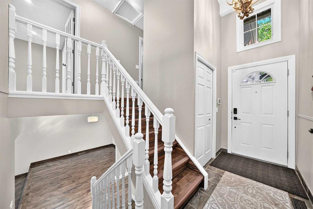 Fifth View of 25, 448 Strathcona Drive SW, Strathcona Park, Calgary, Alberta, T3H 1M3