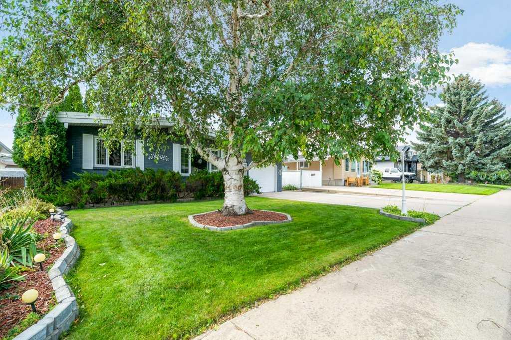 Third View of 1409 24 Street SE, Crestwood-Norwood, Medicine Hat, Alberta, T1A 2E5