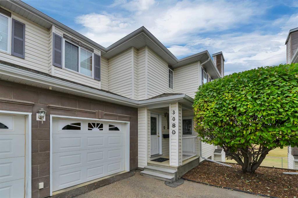 Third View of 30D, 32 Daines Avenue , Devonshire, Red Deer, Alberta, T4R 2Z5