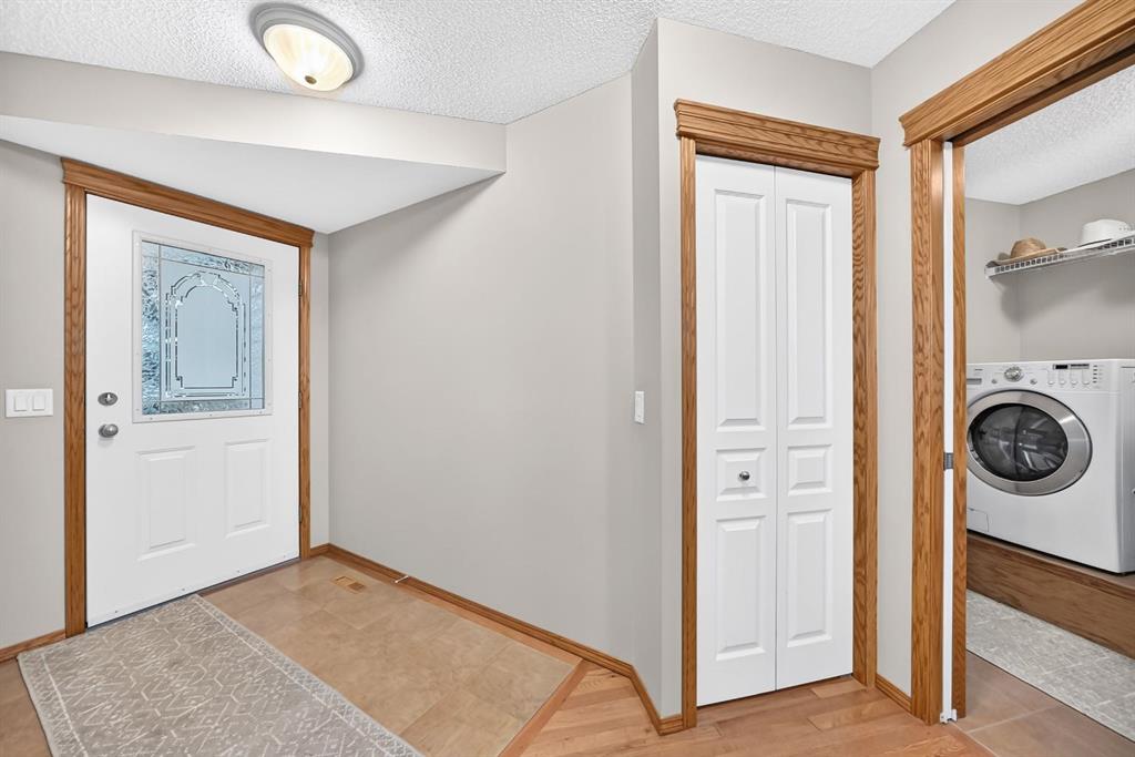 Third View of 234 Somerglen Way SW, Somerset, Calgary, Alberta, T2Y 4B3