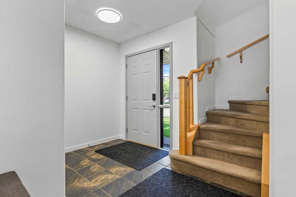 Fourth View of 57 Everwillow Boulevard SW, Evergreen, Calgary, Alberta, T2Y4G4