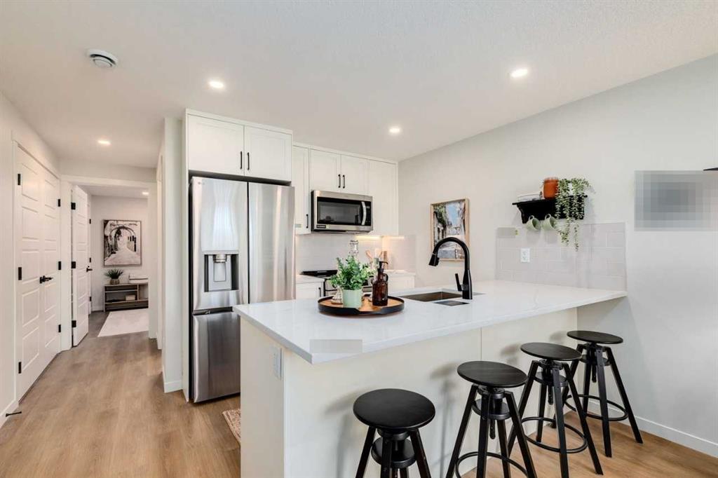 113, 40 Livingston Parade NE, A2342683, Alberta,