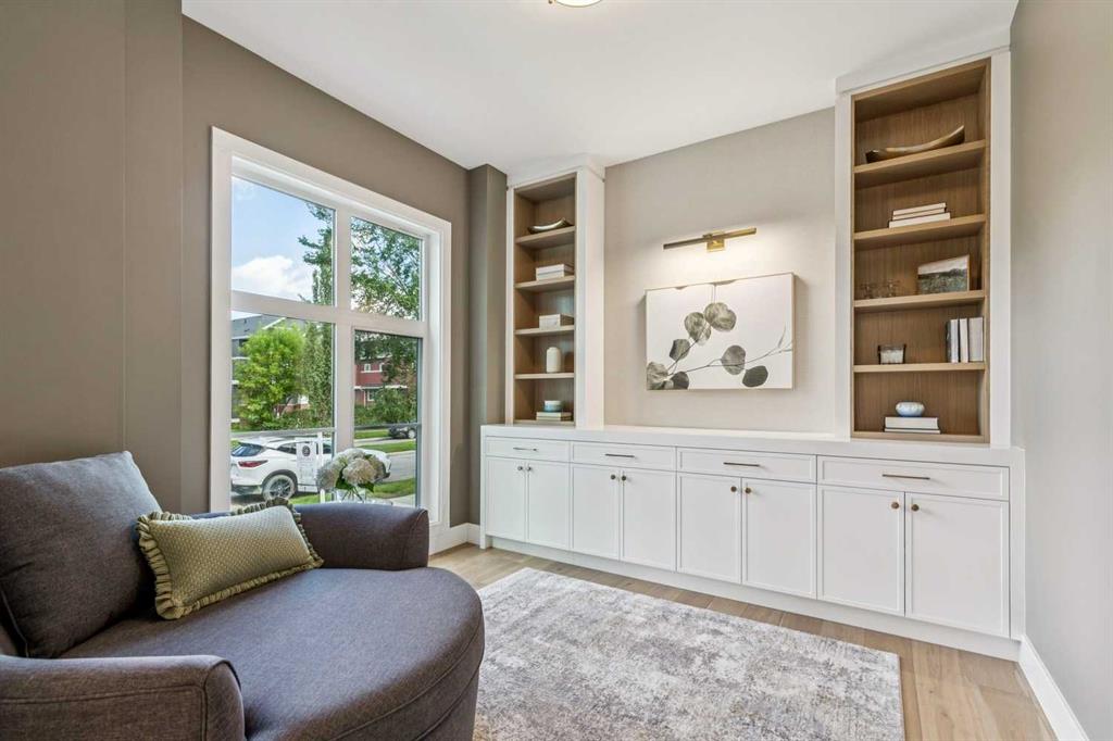 Fifth View of 1635 Bowness Road NW, Hillhurst, Calgary, Alberta, T2N 3K1