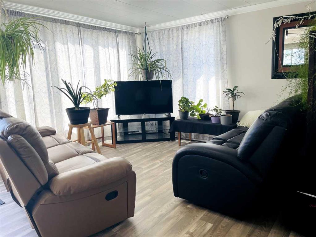 Third View of 10106 99 Street , NONE, High Level, Alberta, T0H 1Z0