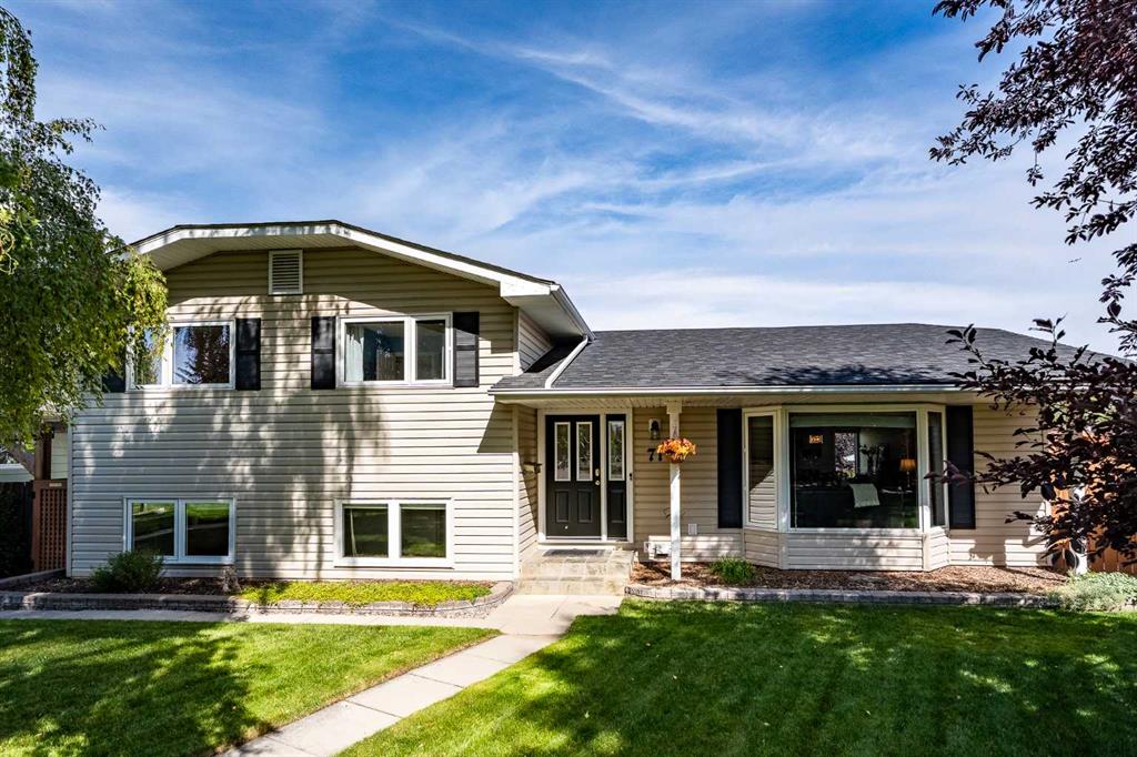 71 Lake Geneva Place SE, A2342862, Alberta,