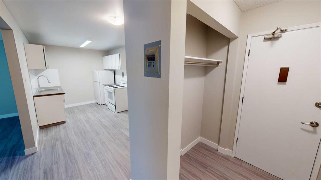 Third View of 103, 9807 108 Avenue , VLA Montrose, Grande Prairie, Alberta, T8V1N5