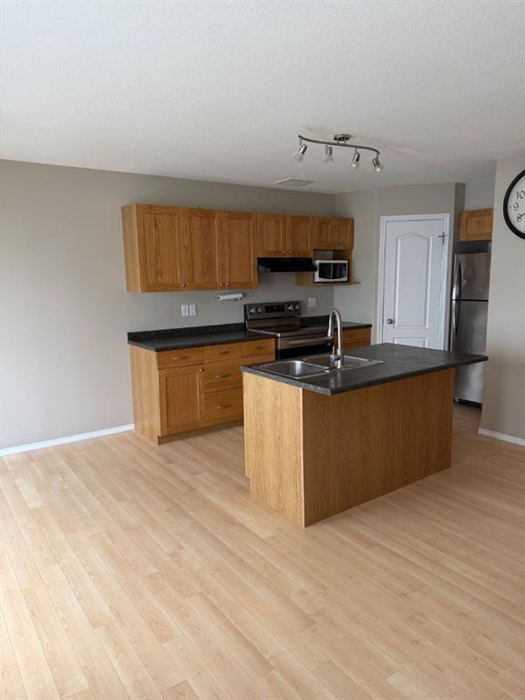 Fifth View of 18 Sierra Avenue SW, SW Southridge, Medicine Hat, Alberta, T1B 0A5