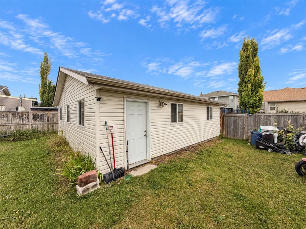 Fifth View of 197 Lancaster Drive , Lancaster Green, Red Deer, Alberta, T4R 2R4