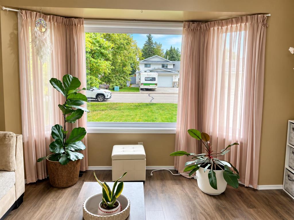 Fifth View of 50 Blueberry Drive , NONE, Whitecourt, Alberta, T7S1R3