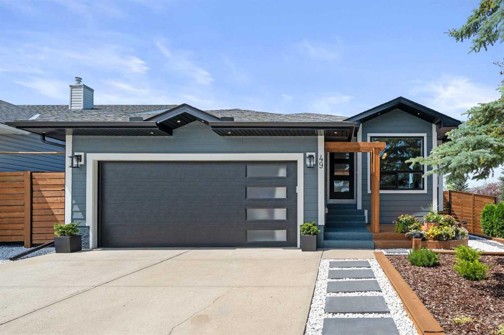 MLS® listing #115527712 for sale located at 49 Sunlake Road SE
