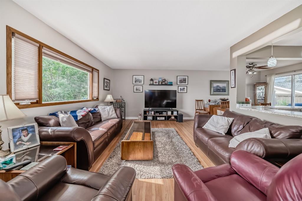 Third View of 7827 Fairmount Drive SE, Fairview, Calgary, Alberta, T2H 0X8