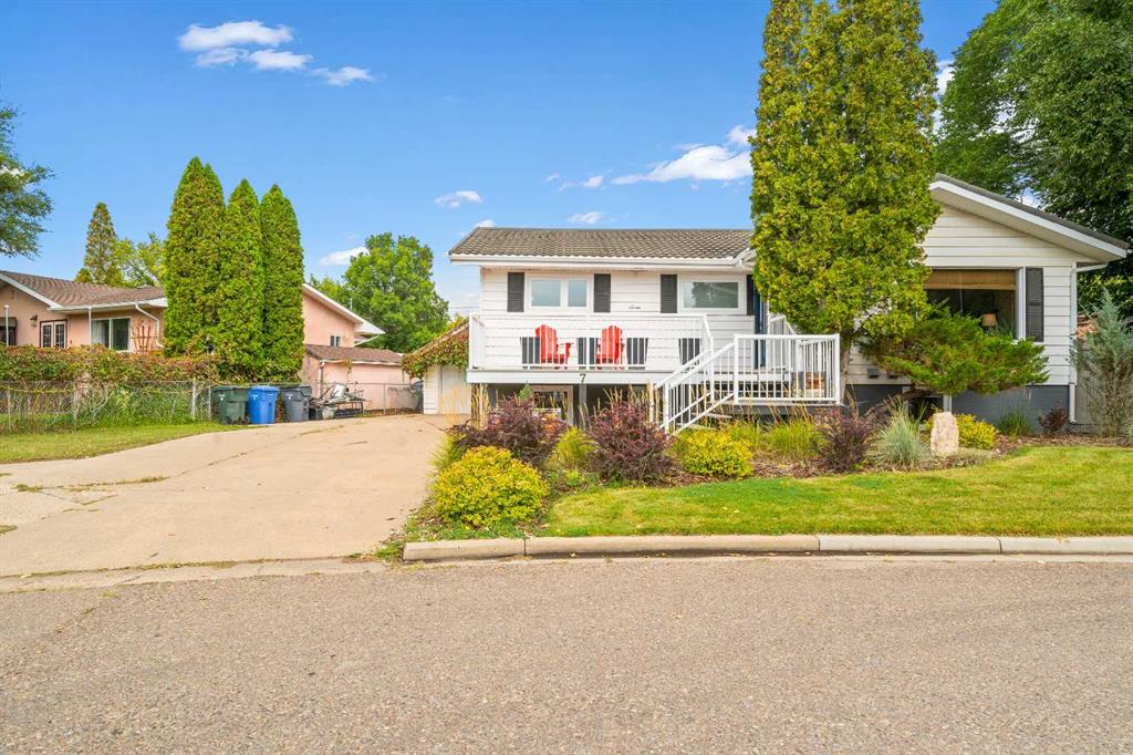 7 13 Street SE, A2343082, Alberta,