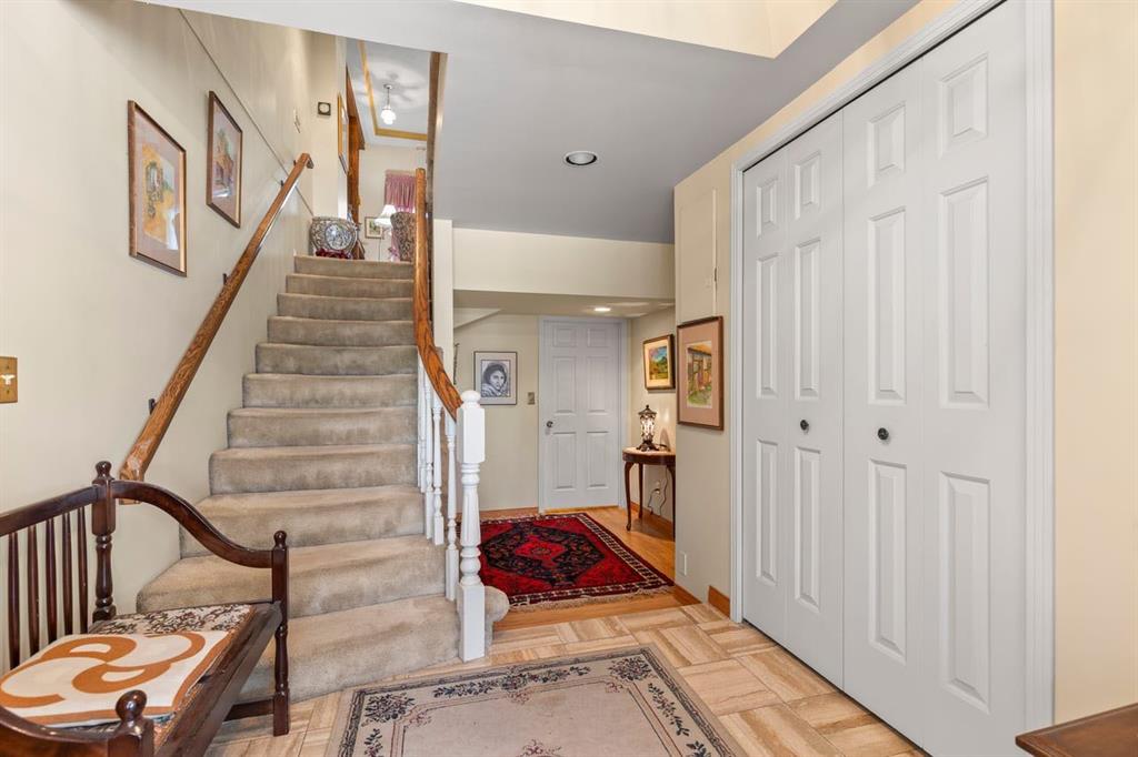 Fourth View of 253, 4037 42 Street NW, Varsity, Calgary, Alberta, T3A2M9