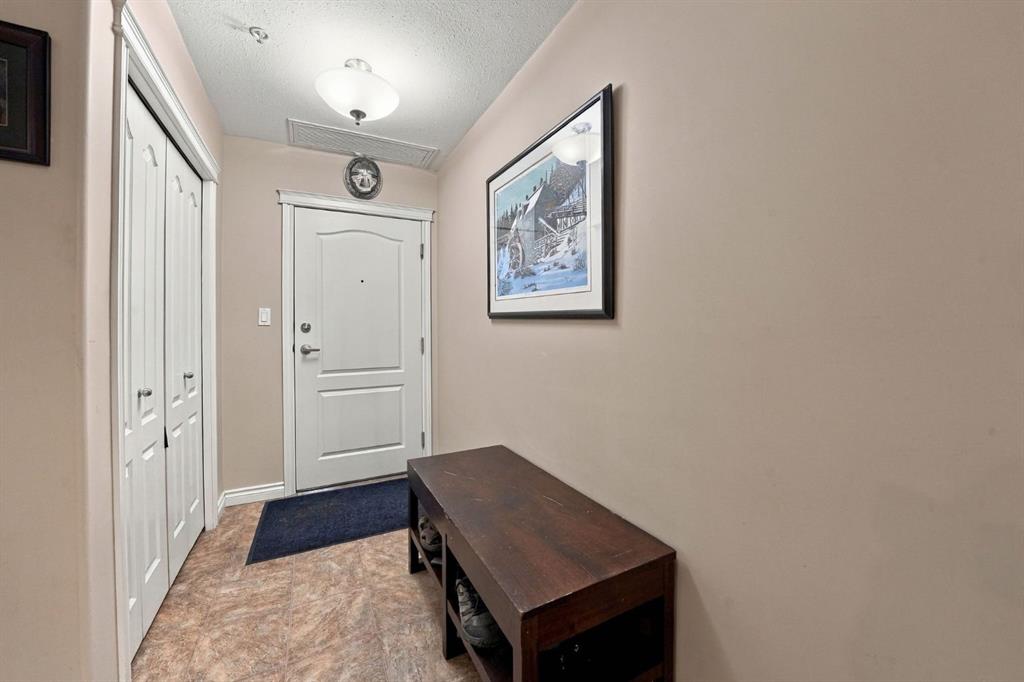 Third View of 101, 6 Michener Boulevard , Michener Hill, Red Deer, Alberta, T4P 0M6