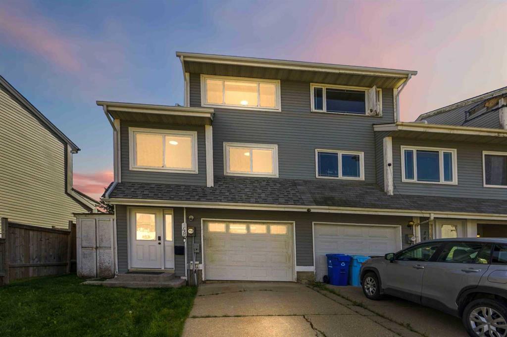 Third View of 148 Williscroft Place , Thickwood, Fort McMurray, Alberta, T9H 4P7