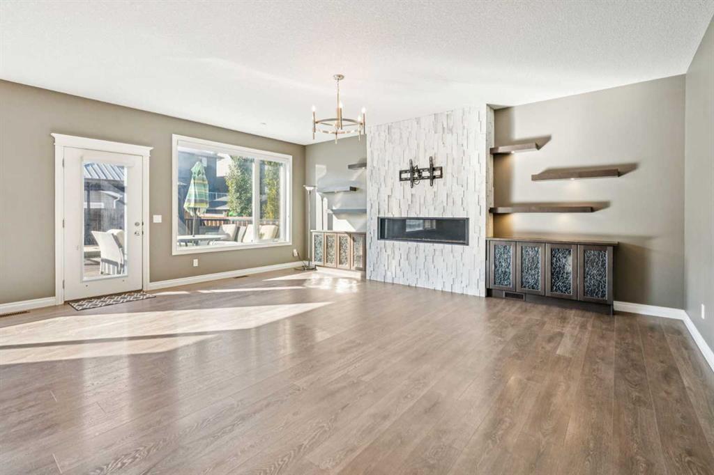 383 Evansglen Drive NW, A2343190, Alberta,