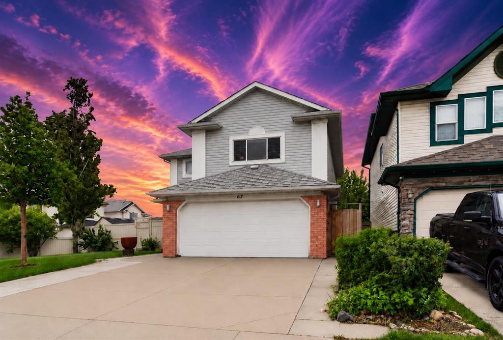 Main View of 67 Douglas Ridge View SE, Douglasdale/Glen, Calgary, Alberta, T2Z 3C3
