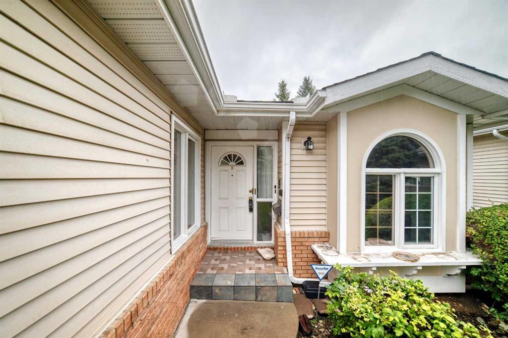 Third View of 1030 Shawnee Road SW, Shawnee Slopes, Calgary, Alberta, T2Y 1W6