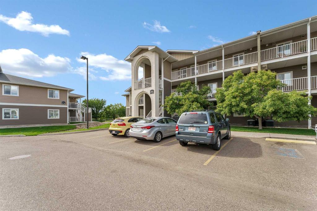 Fifth View of 337, 101 Southlands Pointe  , Southland, Medicine Hat, Alberta, T1B 0M5